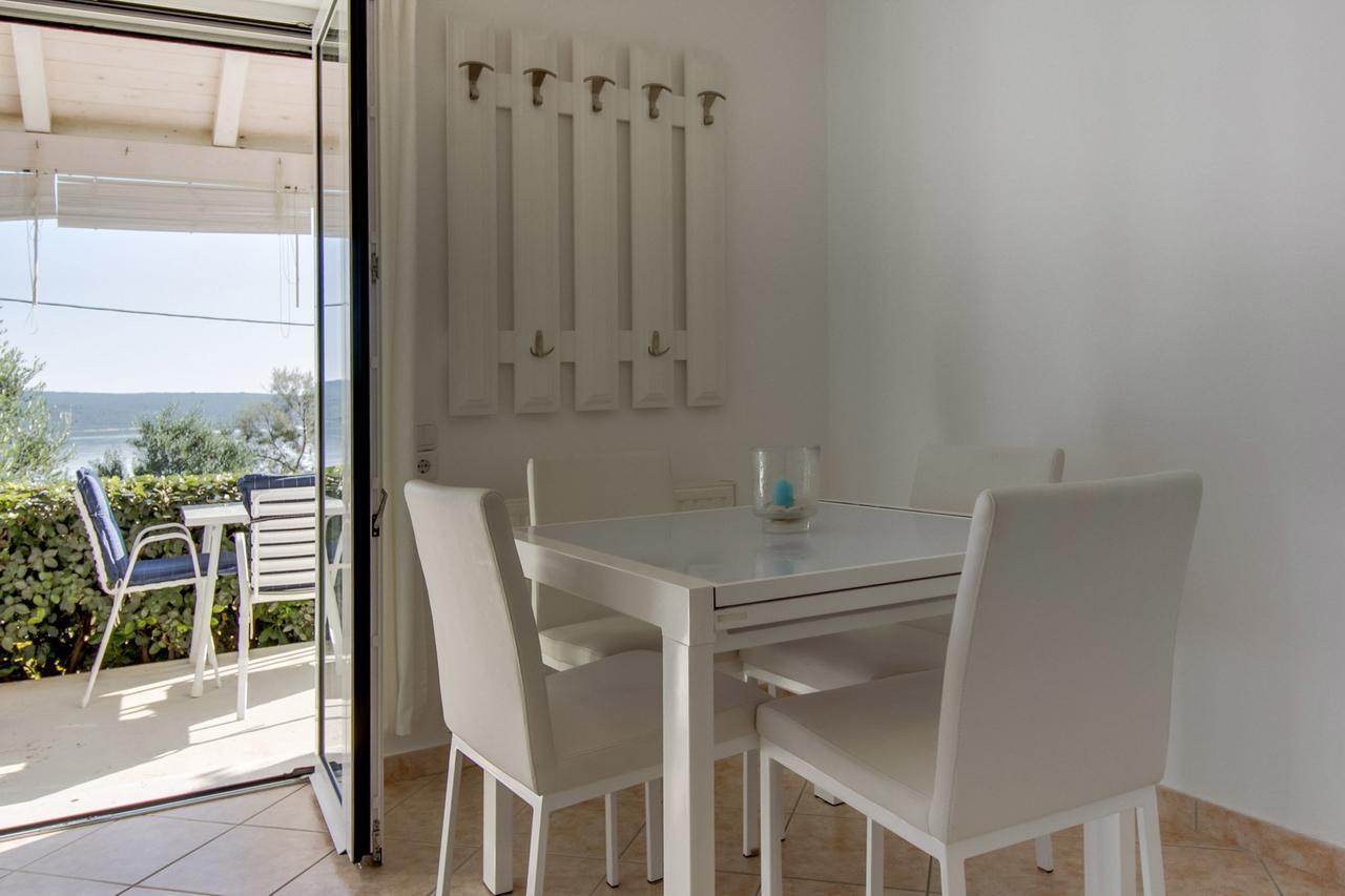 נזרין Apartments Del Sole חדר תמונה