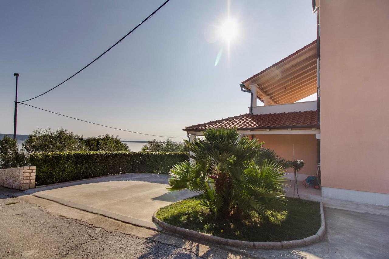 נזרין Apartments Del Sole חדר תמונה