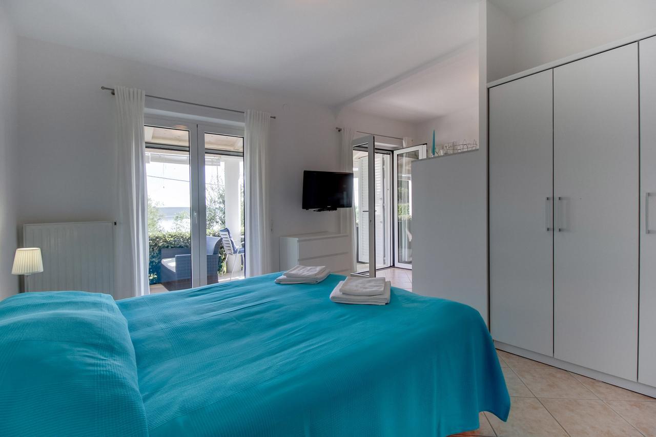 נזרין Apartments Del Sole חדר תמונה